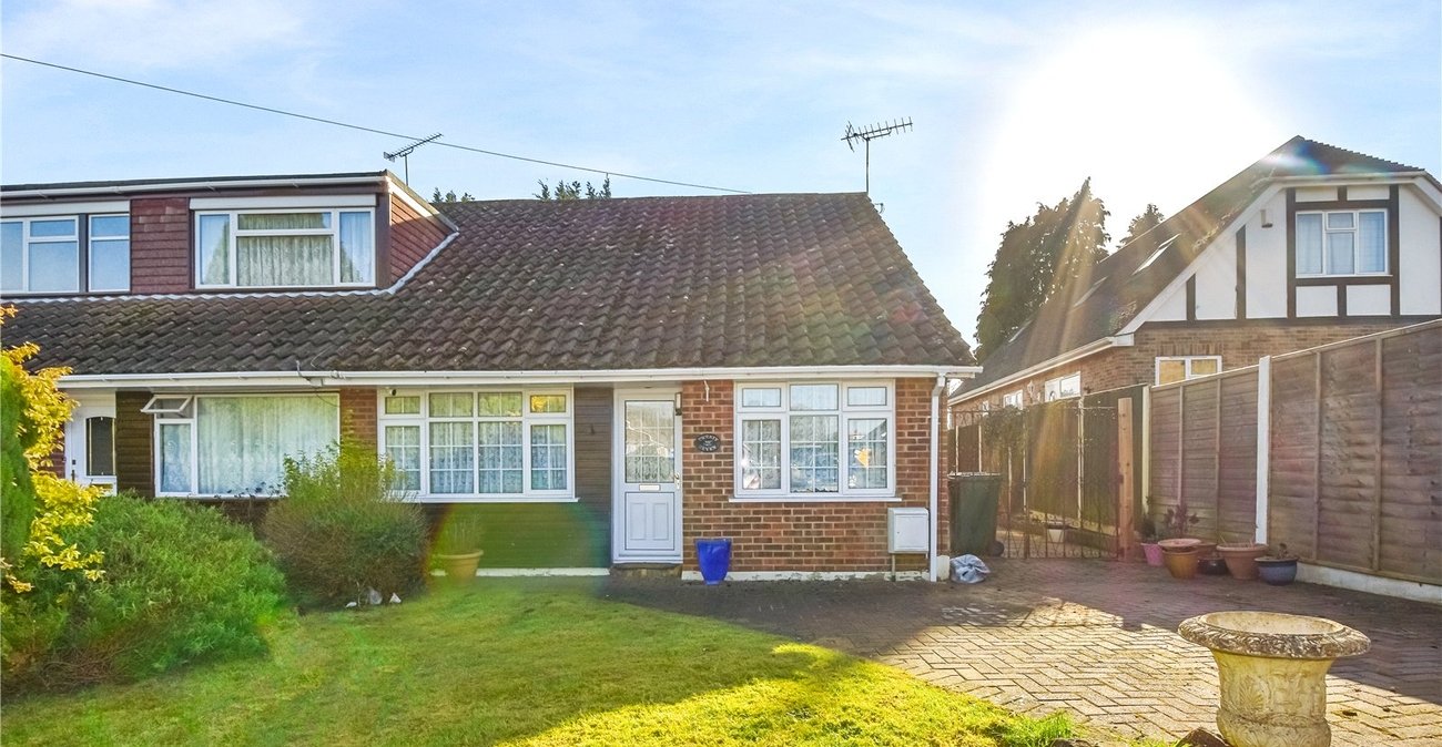 2 bedroom bungalow for sale in West Kingsdown | Robinson Jackson