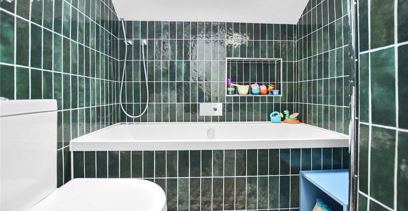 3 bedroom house for sale in Bexleyheath | Robinson Jackson