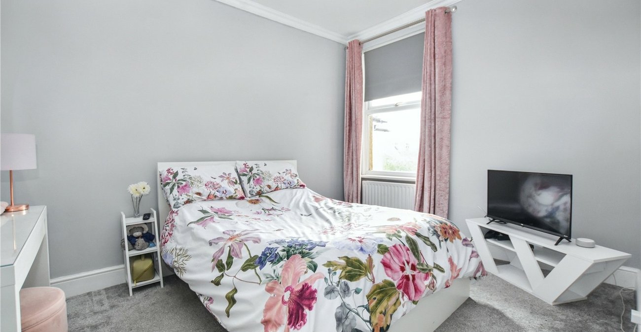 4 bedroom house for sale in Bexleyheath | Robinson Jackson