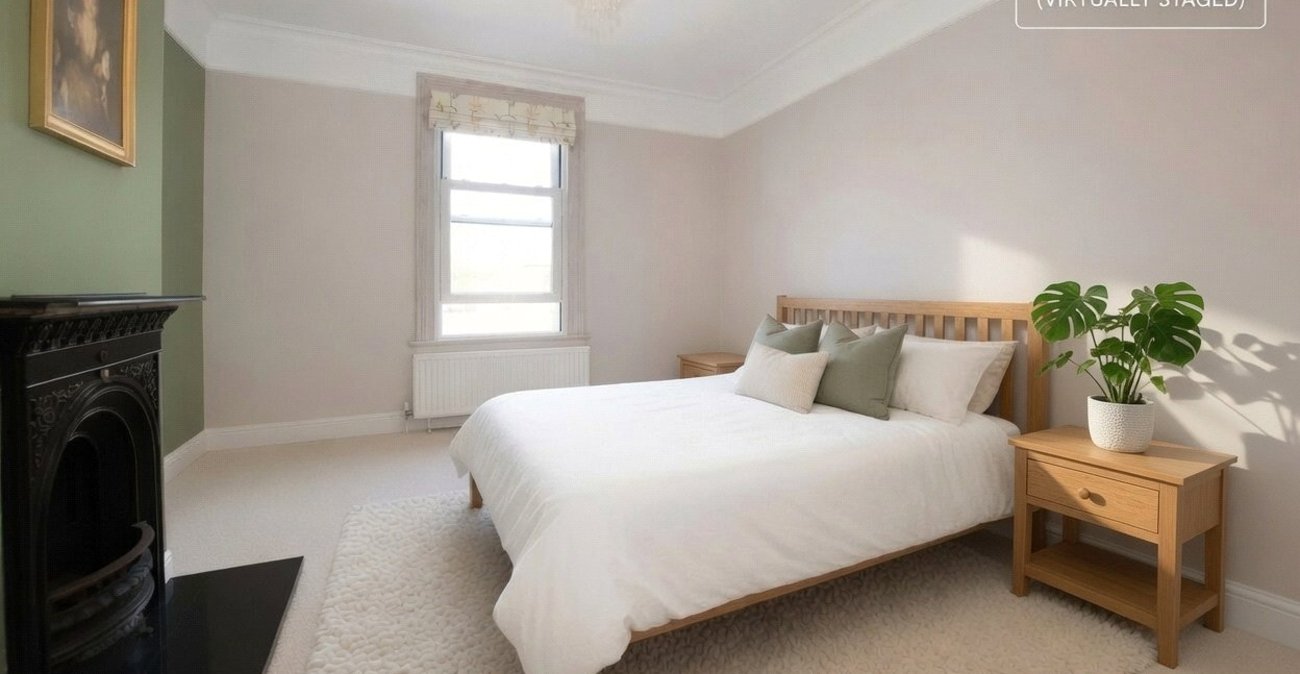 4 bedroom house for sale in Bexleyheath | Robinson Jackson
