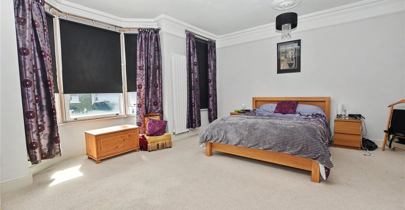 4 bedroom house for sale in Bexleyheath | Robinson Jackson