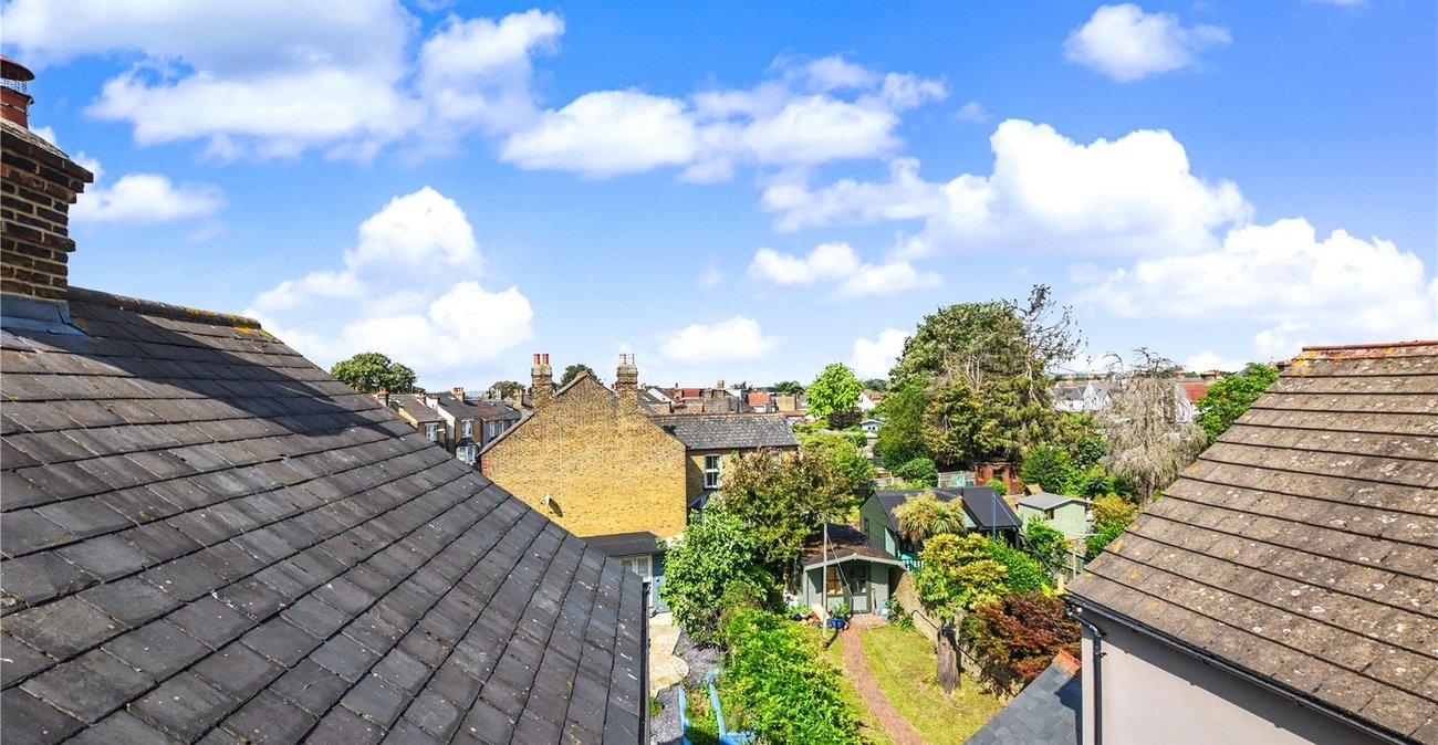 4 bedroom house for sale in Bexleyheath | Robinson Jackson