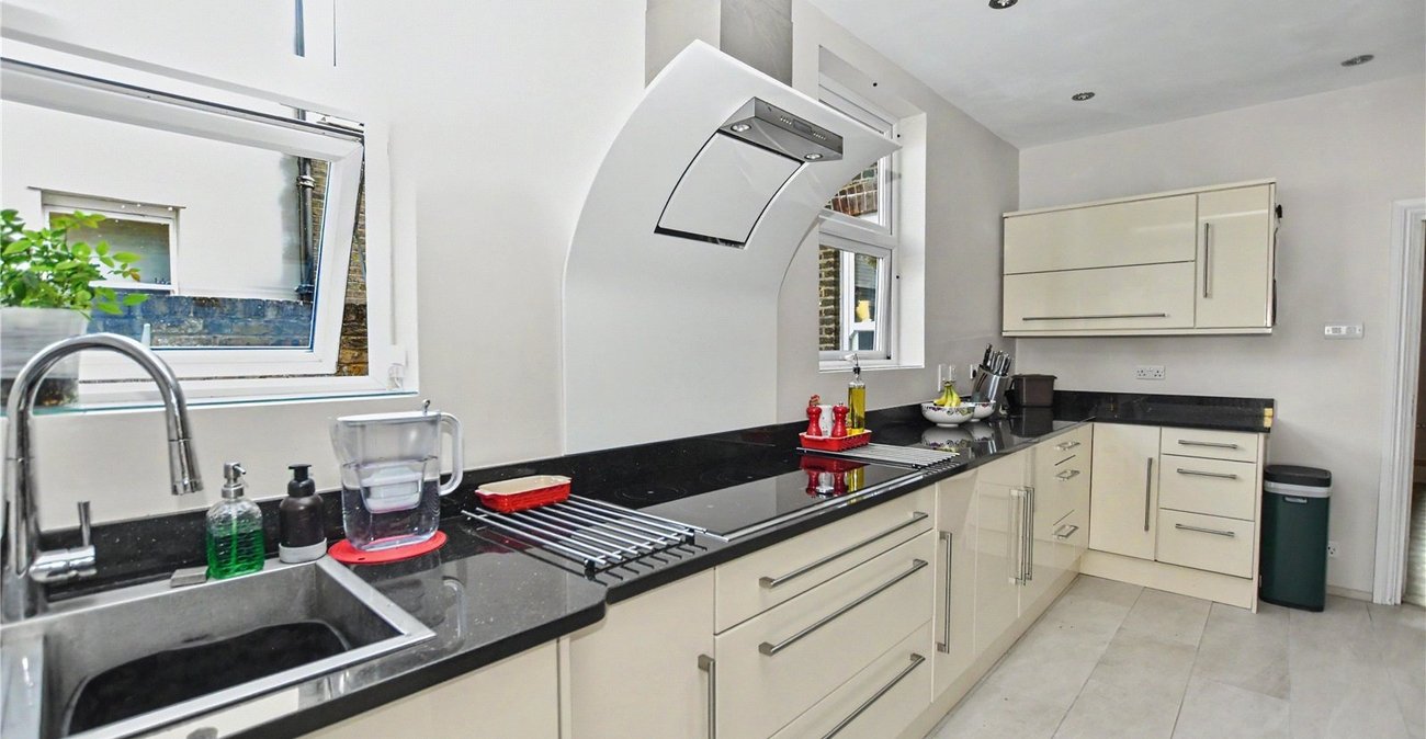 4 bedroom house for sale in Bexleyheath | Robinson Jackson