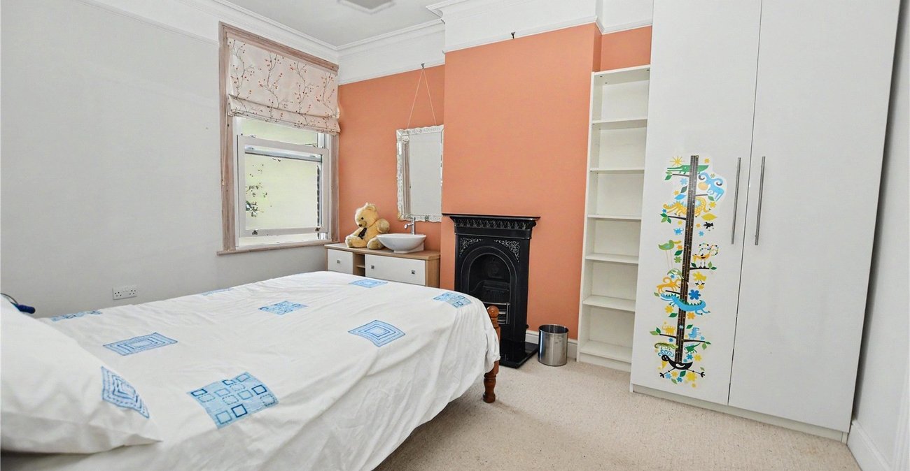 4 bedroom house for sale in Bexleyheath | Robinson Jackson