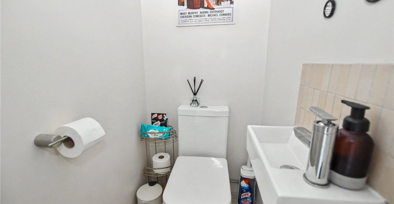 4 bedroom house for sale in Bexleyheath | Robinson Jackson