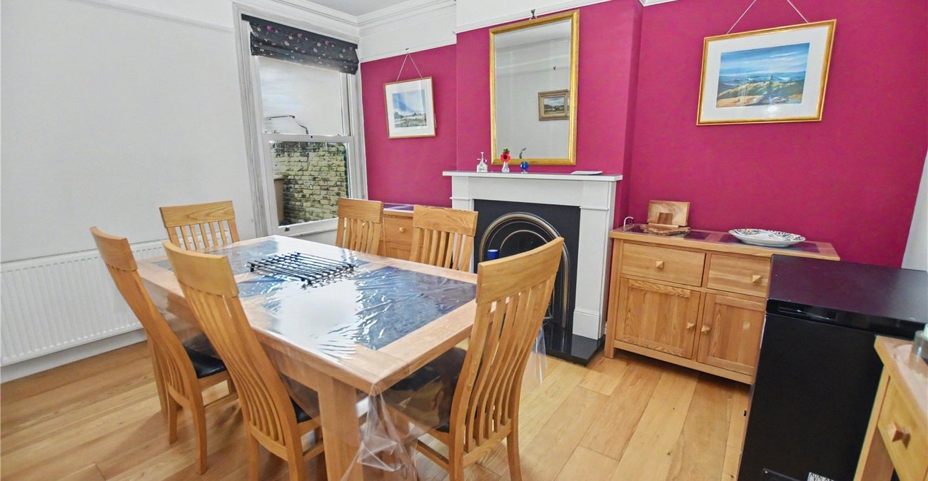 4 bedroom house for sale in Bexleyheath | Robinson Jackson