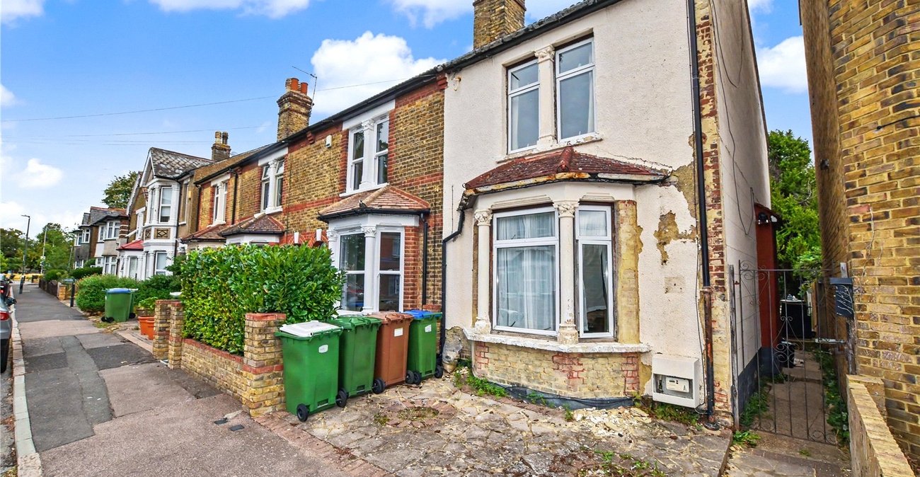 3 bedroom house for sale in Bexleyheath | Robinson Jackson