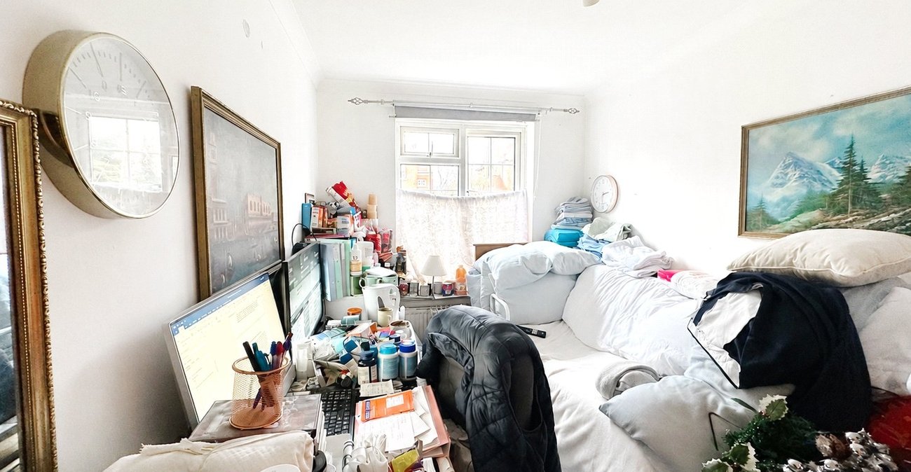 2 bedroom property for sale in Bromley | Robinson Jackson