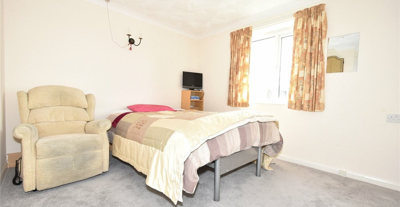 2 bedroom property for sale in Swanley | Robinson Jackson