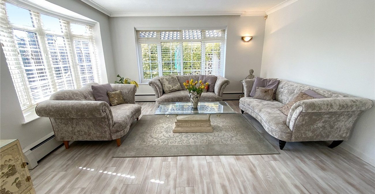 3 bedroom bungalow for sale in Bexley | Robinson Jackson