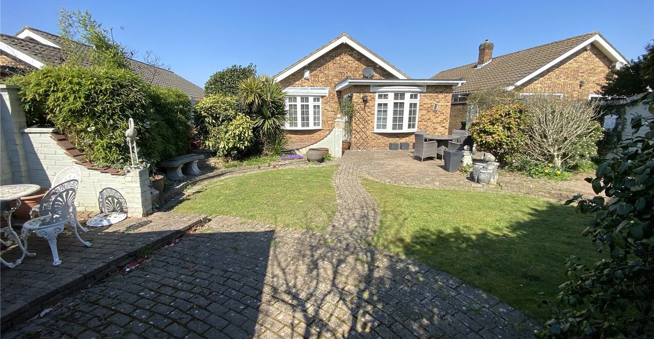 3 bedroom bungalow for sale in Bexley | Robinson Jackson