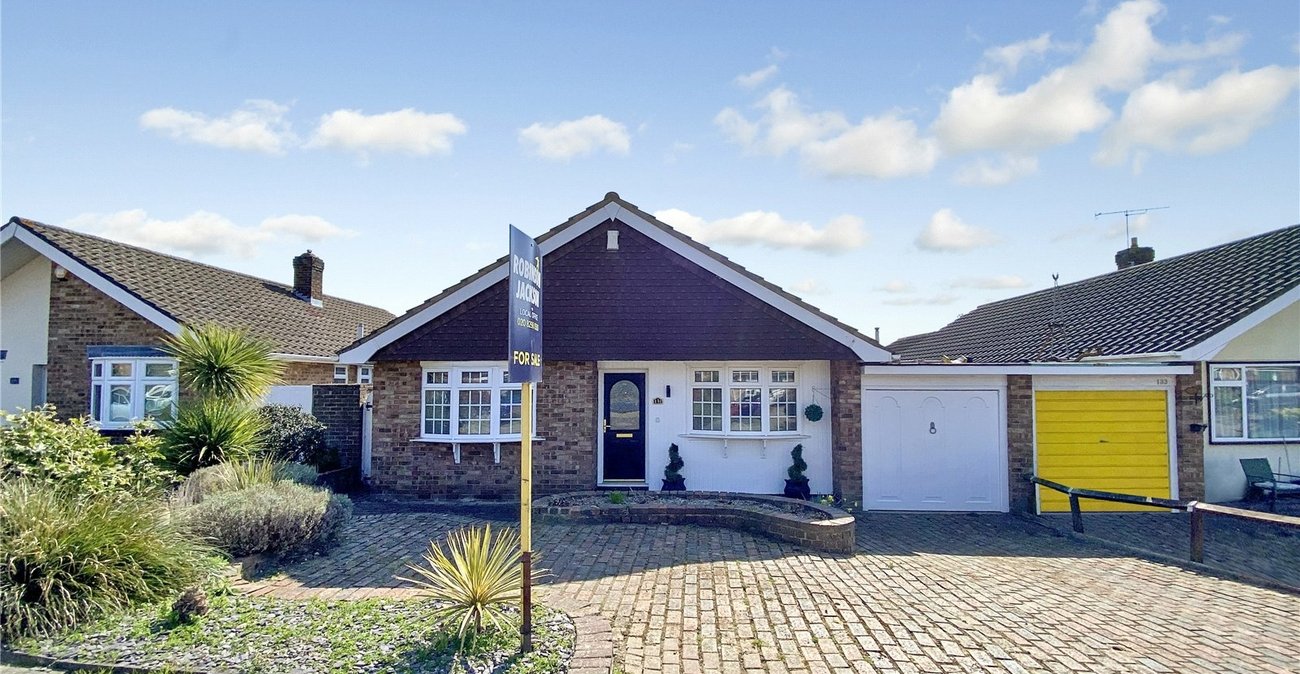 3 bedroom bungalow for sale in Bexley | Robinson Jackson