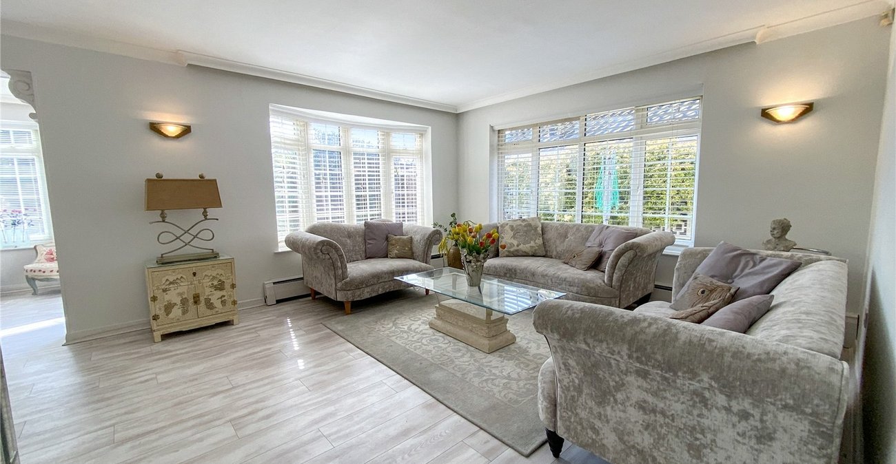 3 bedroom bungalow for sale in Bexley | Robinson Jackson