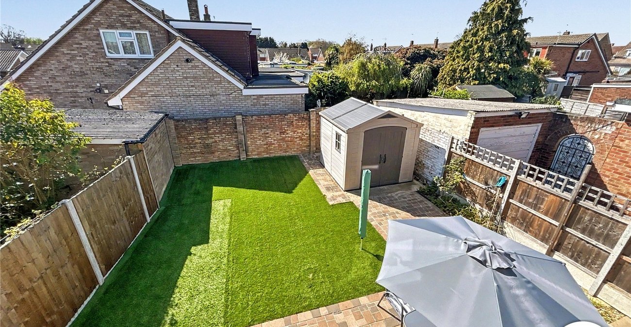 3 bedroom bungalow for sale in Bexley | Robinson Jackson