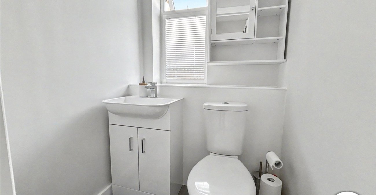 3 bedroom bungalow for sale in Bexley | Robinson Jackson