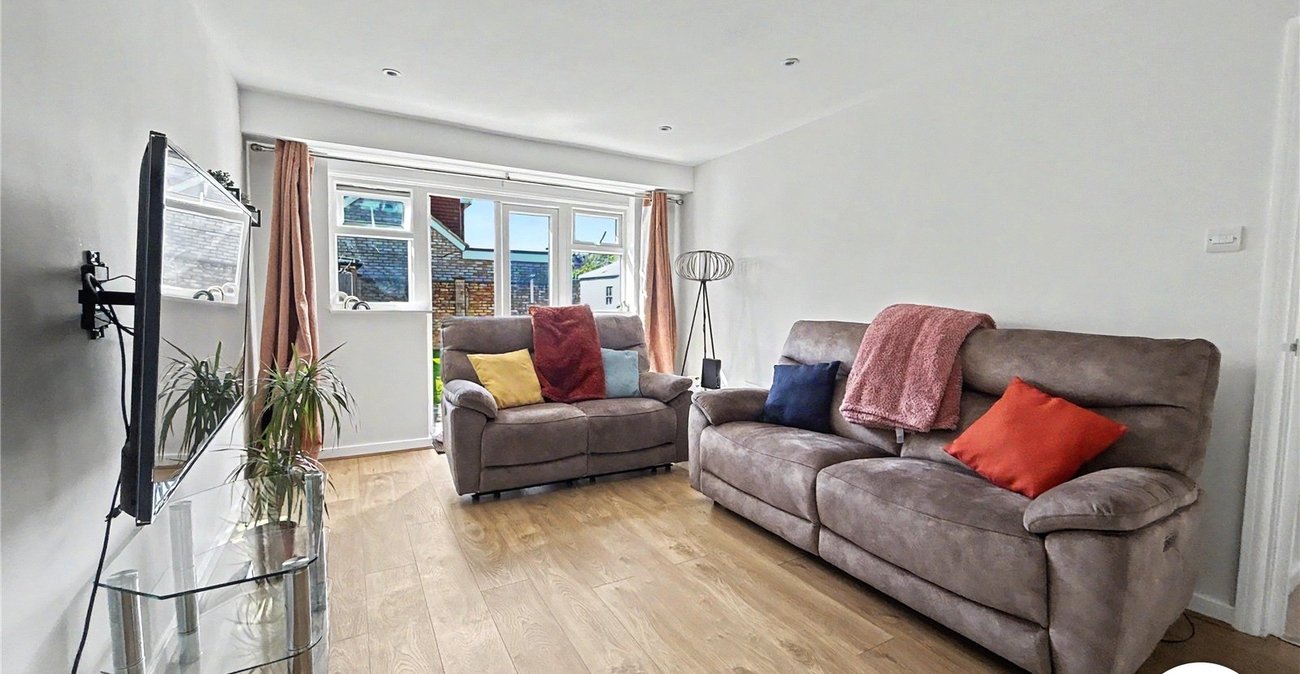 3 bedroom bungalow for sale in Bexley | Robinson Jackson