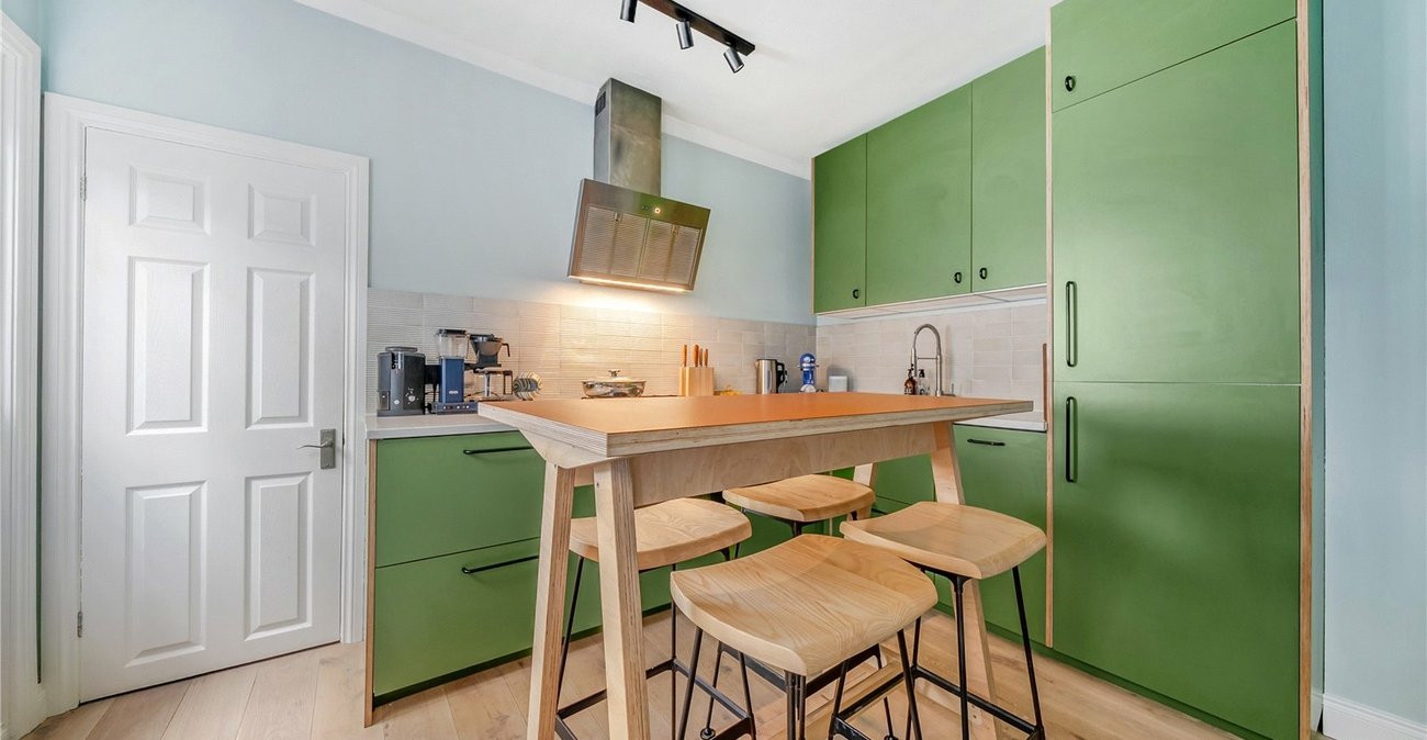 2 bedroom property for sale in  | Robinson Jackson