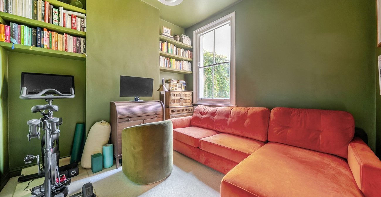 2 bedroom property for sale in Sydenham | Robinson Jackson