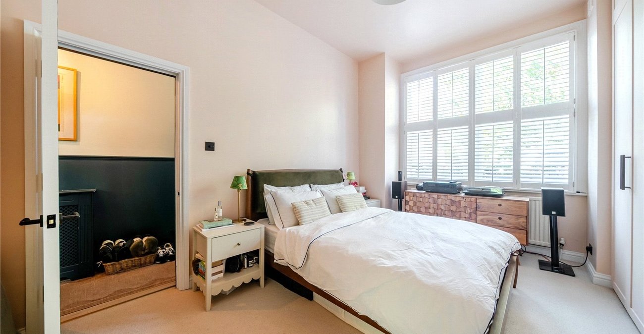 2 bedroom property for sale in Sydenham | Robinson Jackson