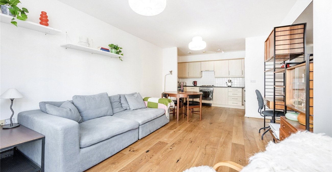 1 bedroom property for sale in Hither Green | Robinson Jackson