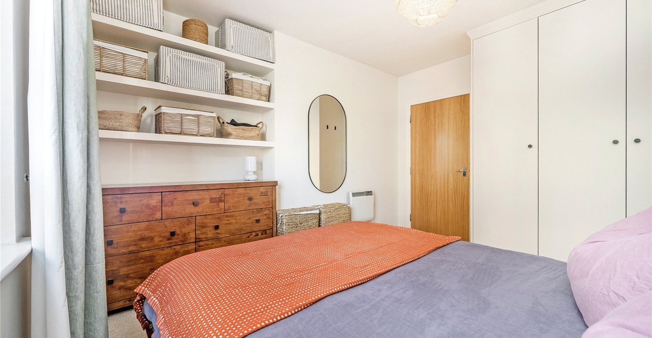 1 bedroom property for sale in Hither Green | Robinson Jackson