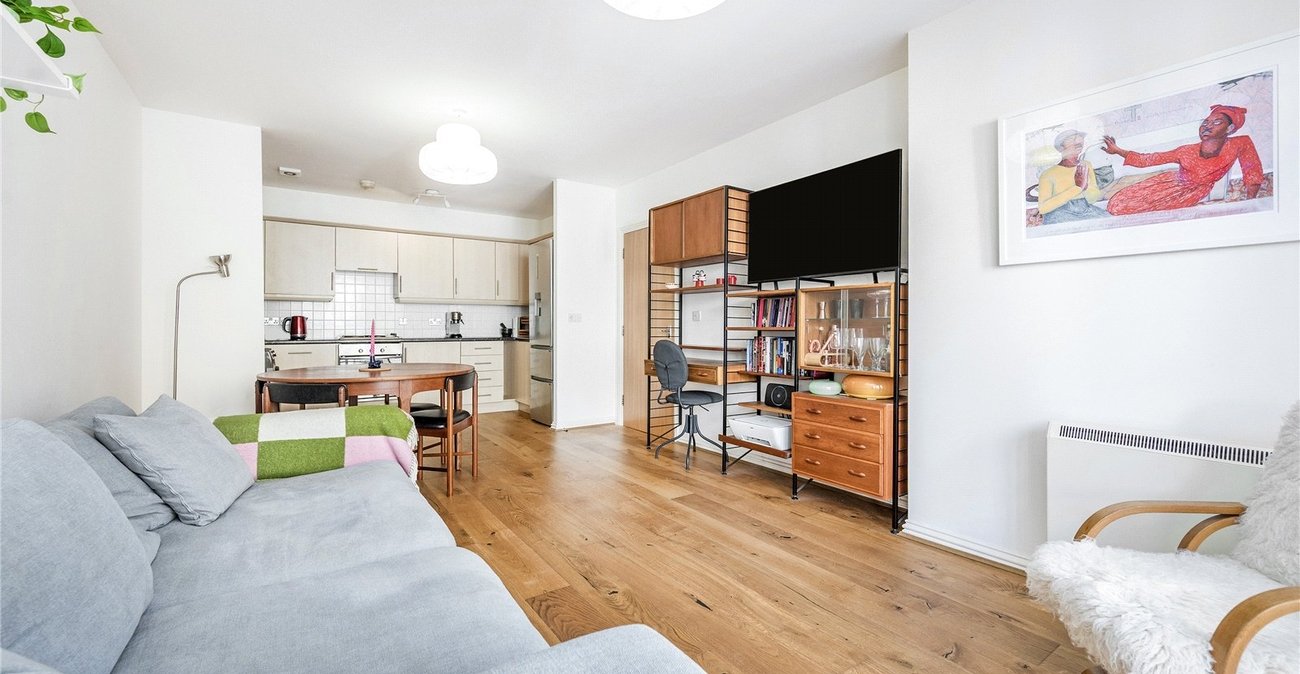 1 bedroom property for sale in Hither Green | Robinson Jackson