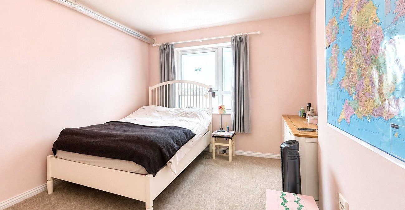 1 bedroom property for sale in London | Robinson Jackson