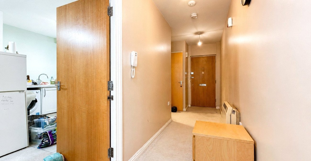 1 bedroom property for sale in London | Robinson Jackson