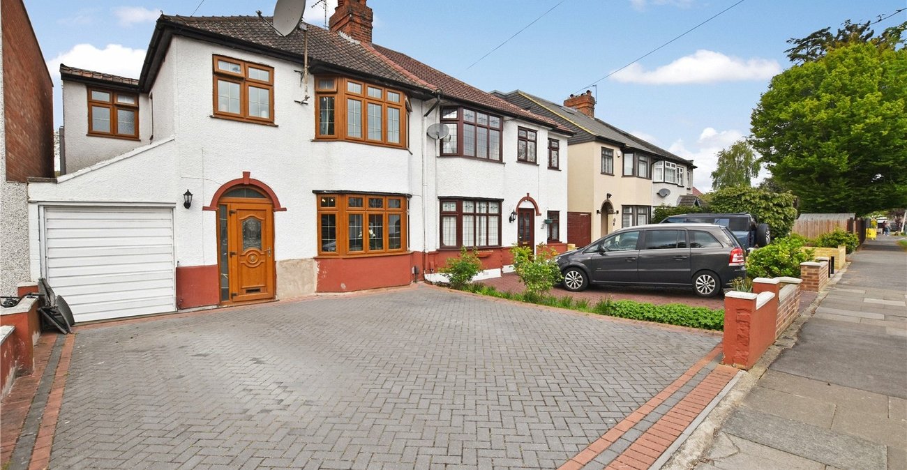 4 bedroom house for sale in Bexleyheath | Robinson Jackson