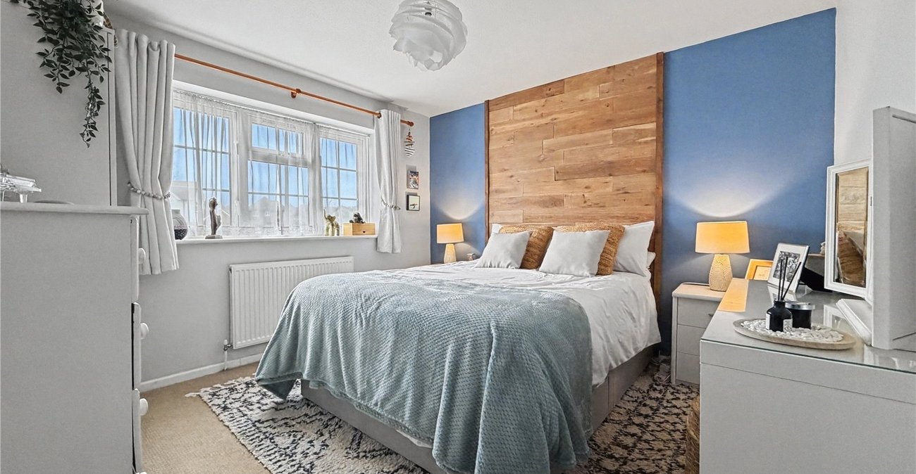 3 bedroom house for sale in Rainham | Robinson Michael & Jackson