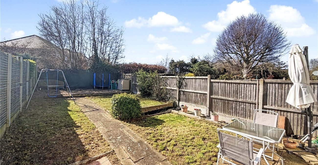 3 bedroom house for sale in Rainham | Robinson Michael & Jackson