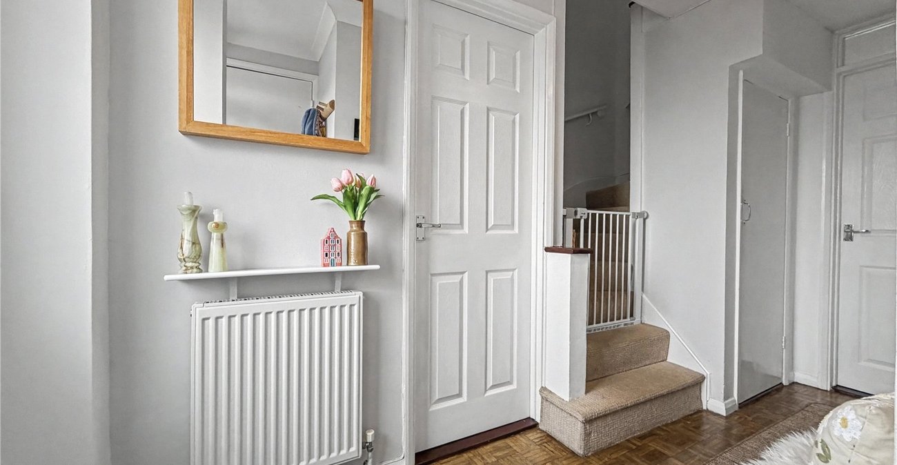 3 bedroom house for sale in Rainham | Robinson Michael & Jackson