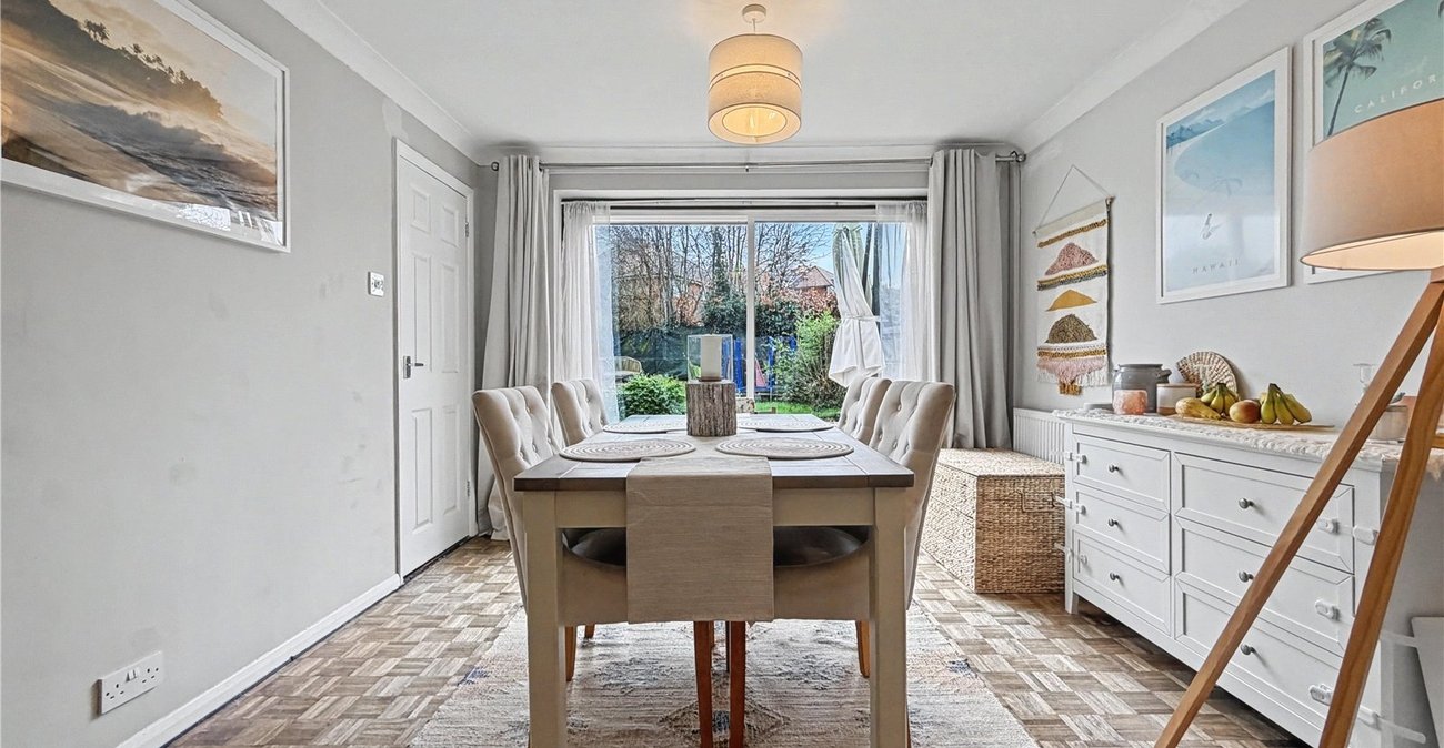 3 bedroom house for sale in Rainham | Robinson Michael & Jackson