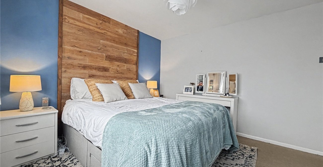 3 bedroom house for sale in Rainham | Robinson Michael & Jackson