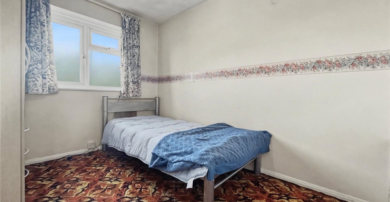 4 bedroom house for sale in Rainham | Robinson Michael & Jackson