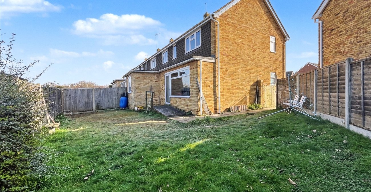 4 bedroom house for sale in Rainham | Robinson Michael & Jackson