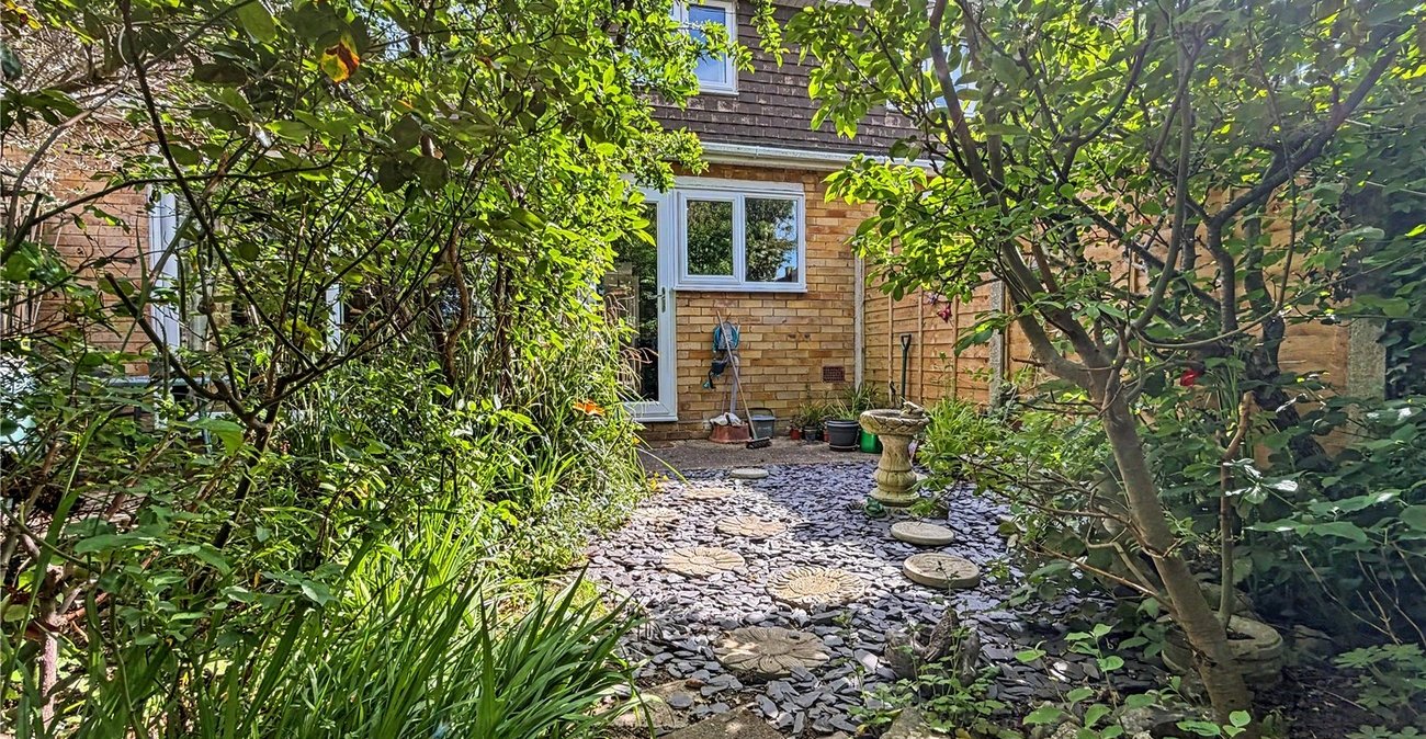 3 bedroom house for sale in Rainham | Robinson Michael & Jackson