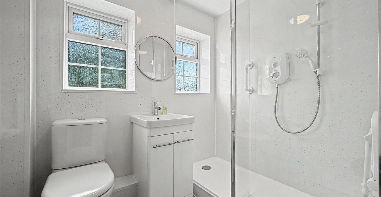 3 bedroom house for sale in Rainham | Robinson Michael & Jackson