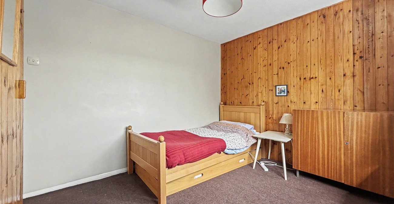 3 bedroom house for sale in Rainham | Robinson Michael & Jackson