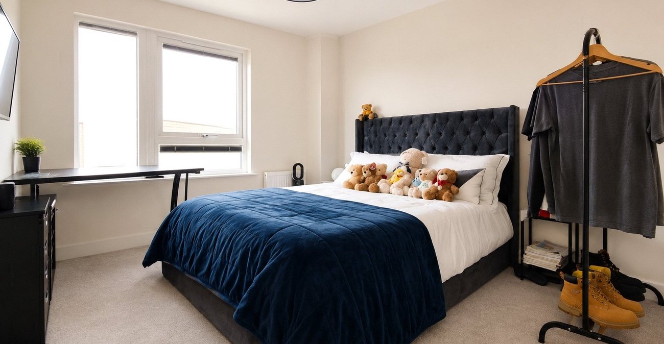 3 bedroom property for sale in Gillingham | Robinson Michael & Jackson