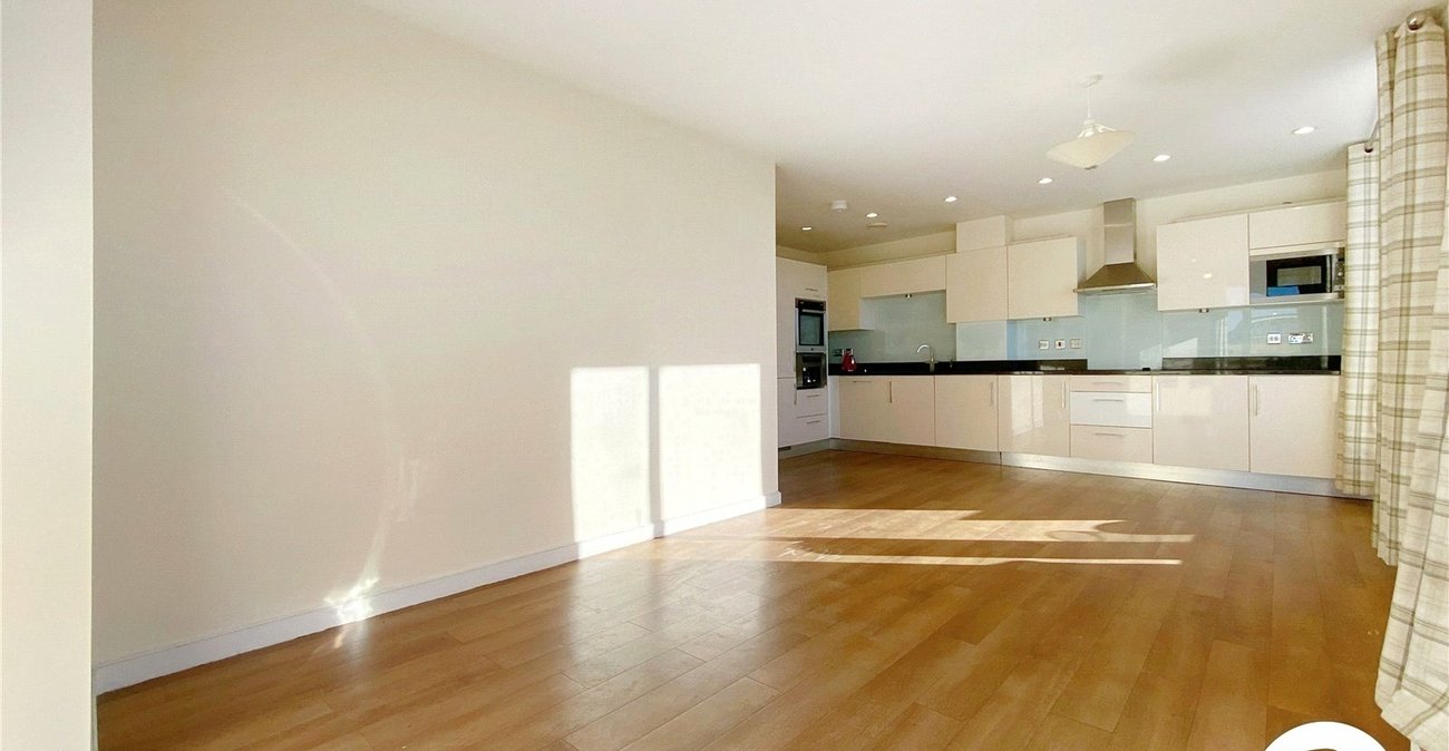 3 bedroom property for sale in Gillingham | Robinson Michael & Jackson