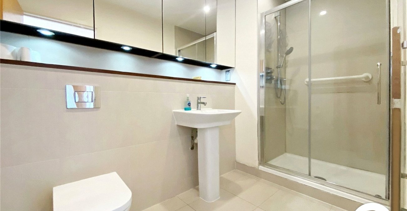 3 bedroom property for sale in Gillingham | Robinson Michael & Jackson