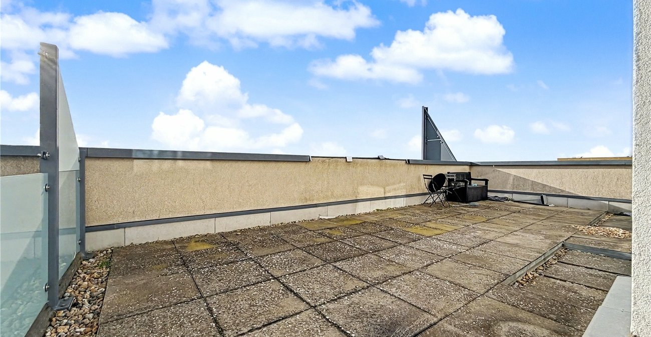 3 bedroom property for sale in Gillingham | Robinson Michael & Jackson