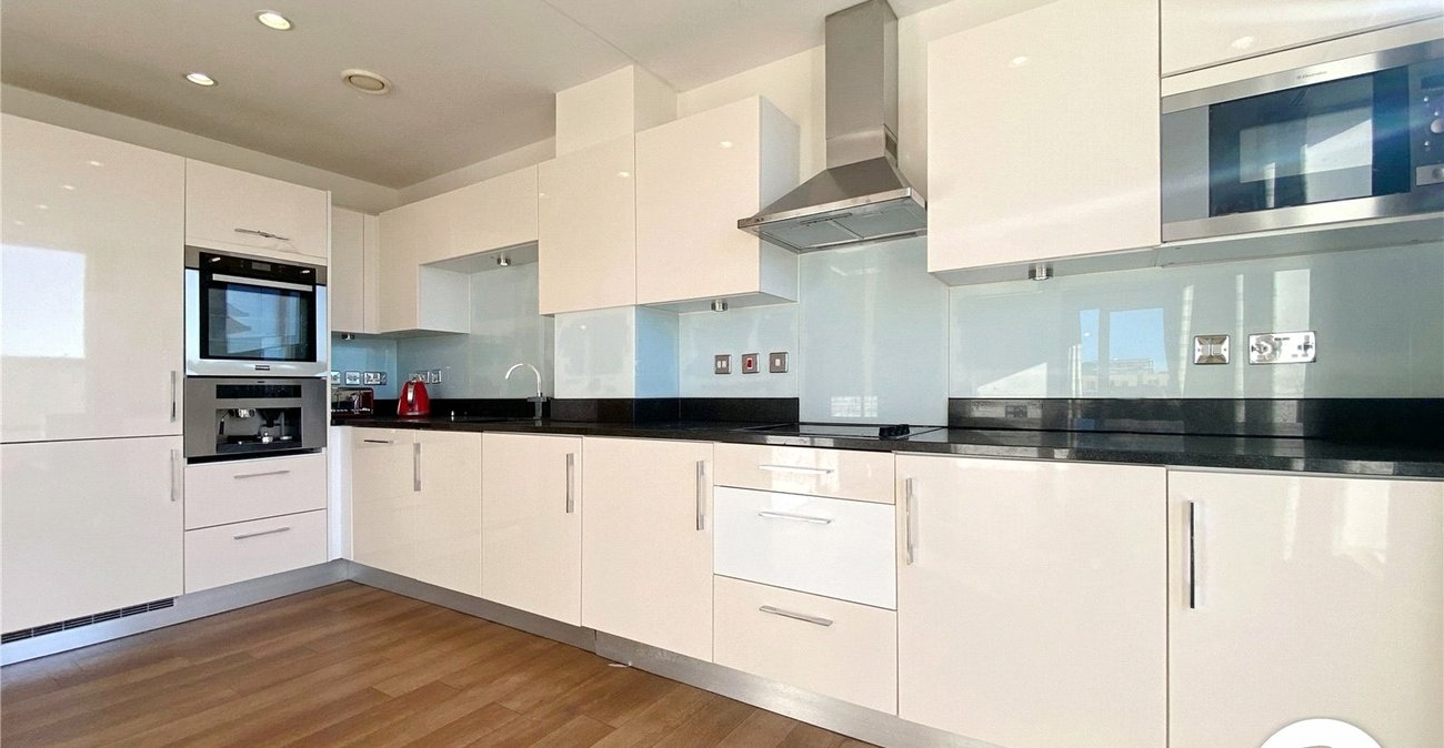 3 bedroom property for sale in Gillingham | Robinson Michael & Jackson