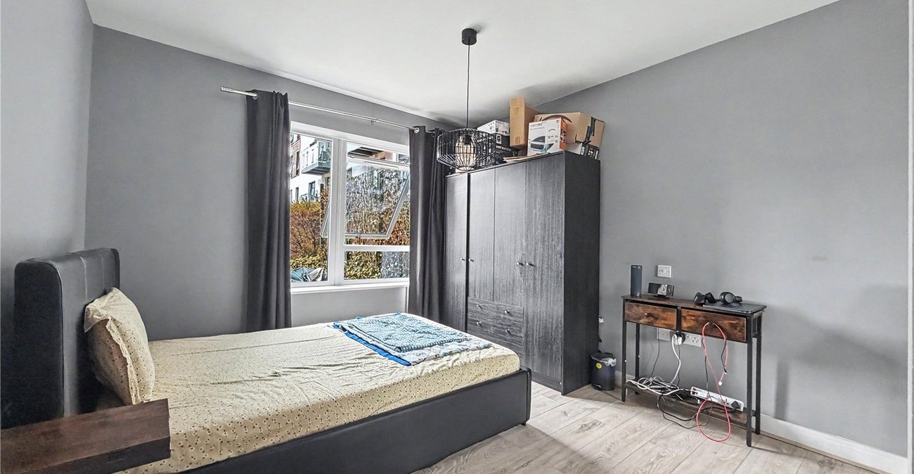 1 bedroom property for sale in Gillingham | Robinson Michael & Jackson