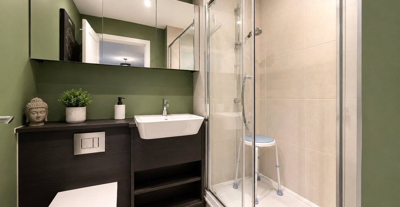 3 bedroom property for sale in Gillingham | Robinson Michael & Jackson