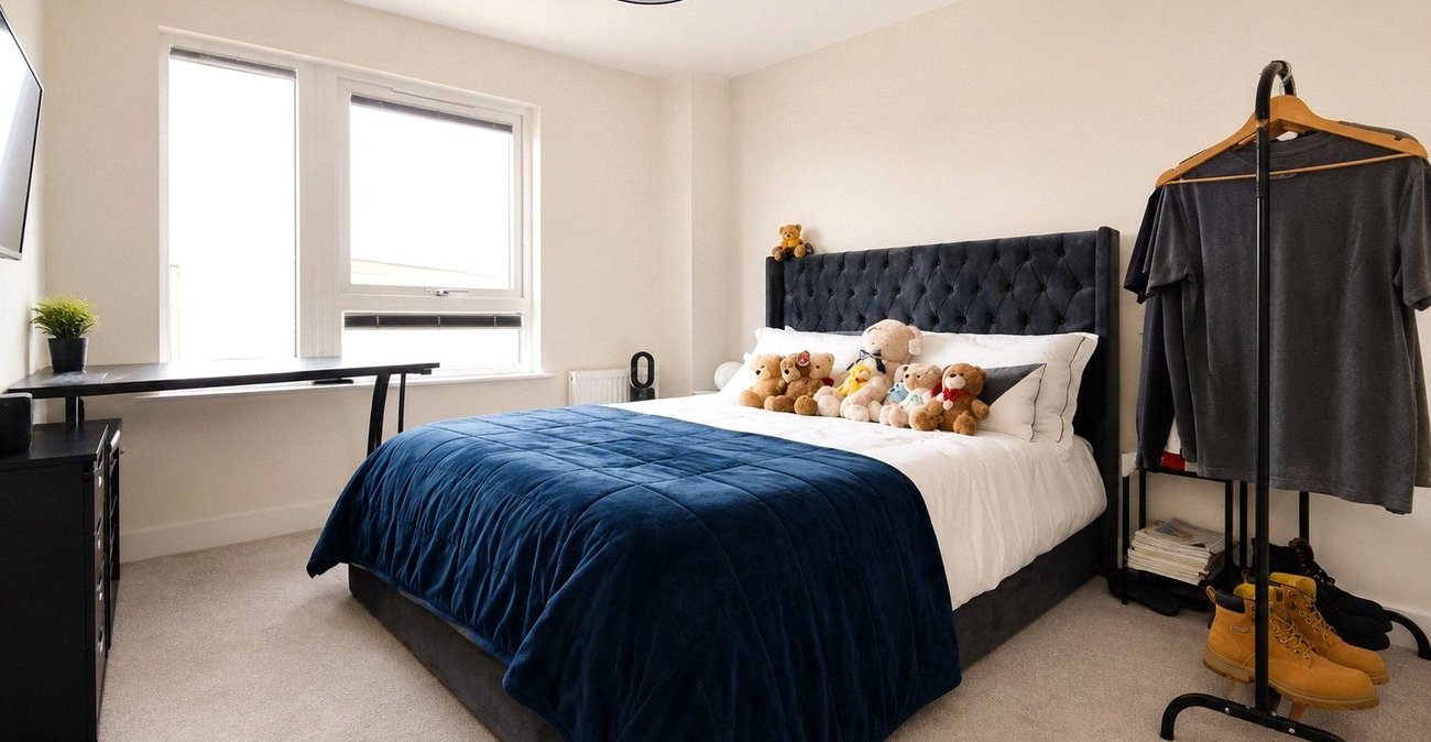 3 bedroom property for sale in Gillingham | Robinson Michael & Jackson