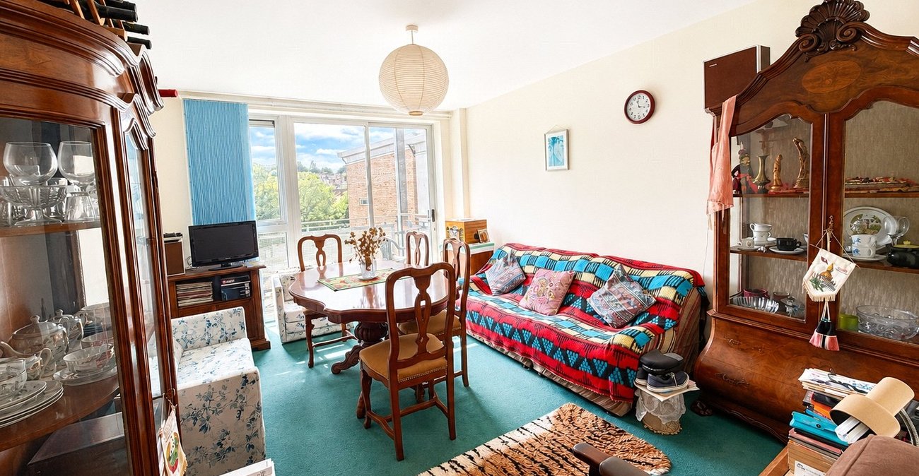 2 bedroom property for sale in Lewisham | Robinson Jackson