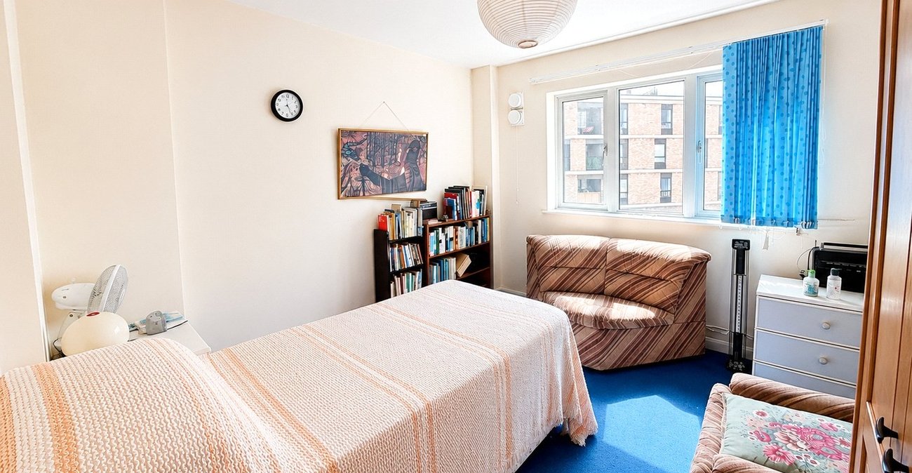 2 bedroom property for sale in Lewisham | Robinson Jackson