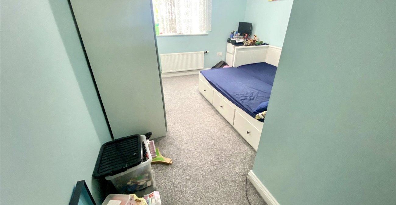 2 bedroom property for sale in Craybrooke Road | Robinson Jackson